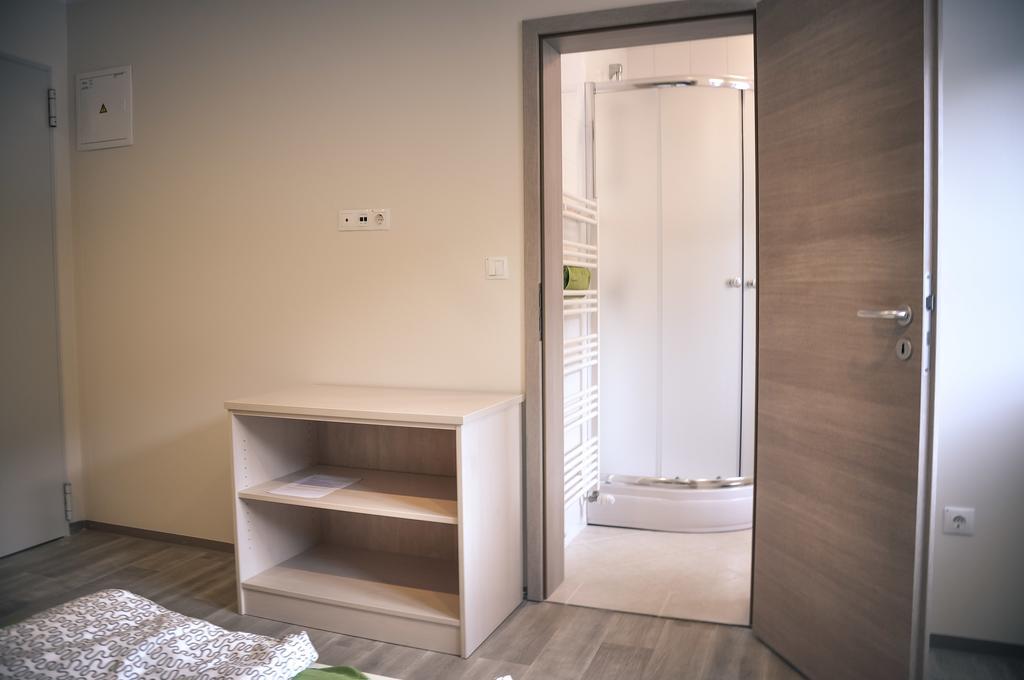 Rosa Bed And Breakfast Podgorje  ภายนอก รูปภาพ