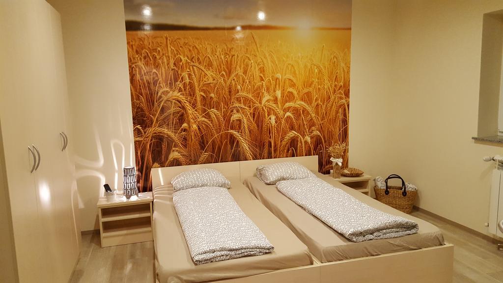 Rosa Bed And Breakfast Podgorje  ภายนอก รูปภาพ